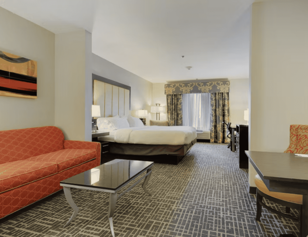 Holiday Inn Express and Suites in Gonzales, LA